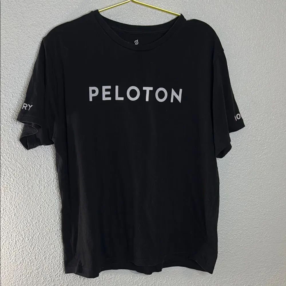 Peloton Black Men's T-Shirt- Size large